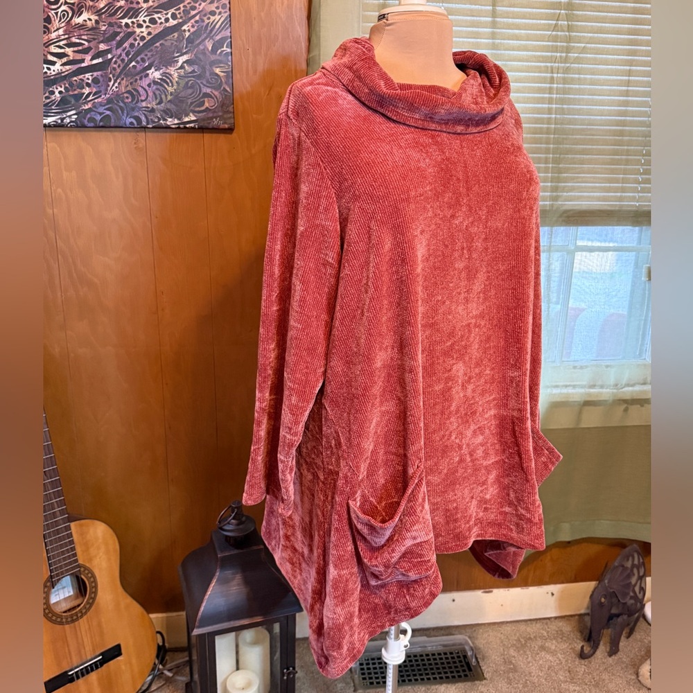 LOGO by Lori Goldstein Chenille Sweater w/ Sharkbite Hem - Red Clay (Size 3X)